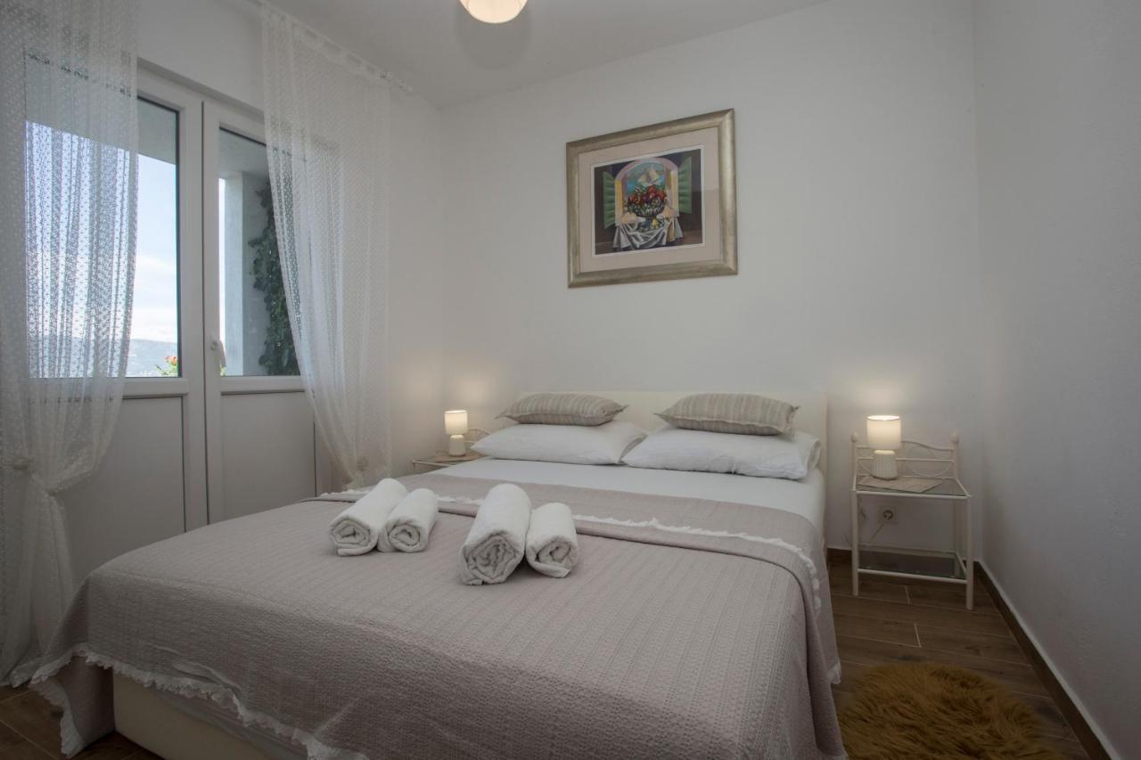 Situs Katarina Apartamento Trogir Exterior foto